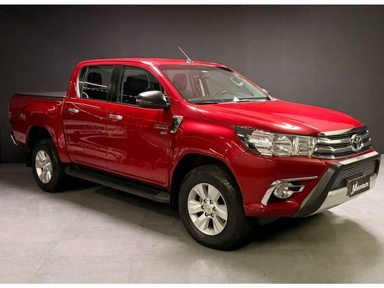 TOYOTA HILUX 2.7 SR 4X2 CD 16V FLEX 4P AUTOMÁTICO TOYOTA HILUX 2.7 SR 4X2 CD 16V FLEX 4P AUTOMÁTICO